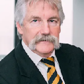 Steve Cook, Principal of Comat Mortgage ULC
